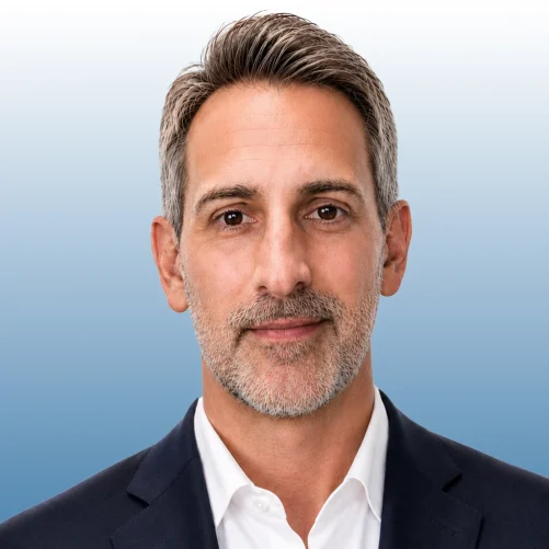 Professional Headshot of Daniel Heath